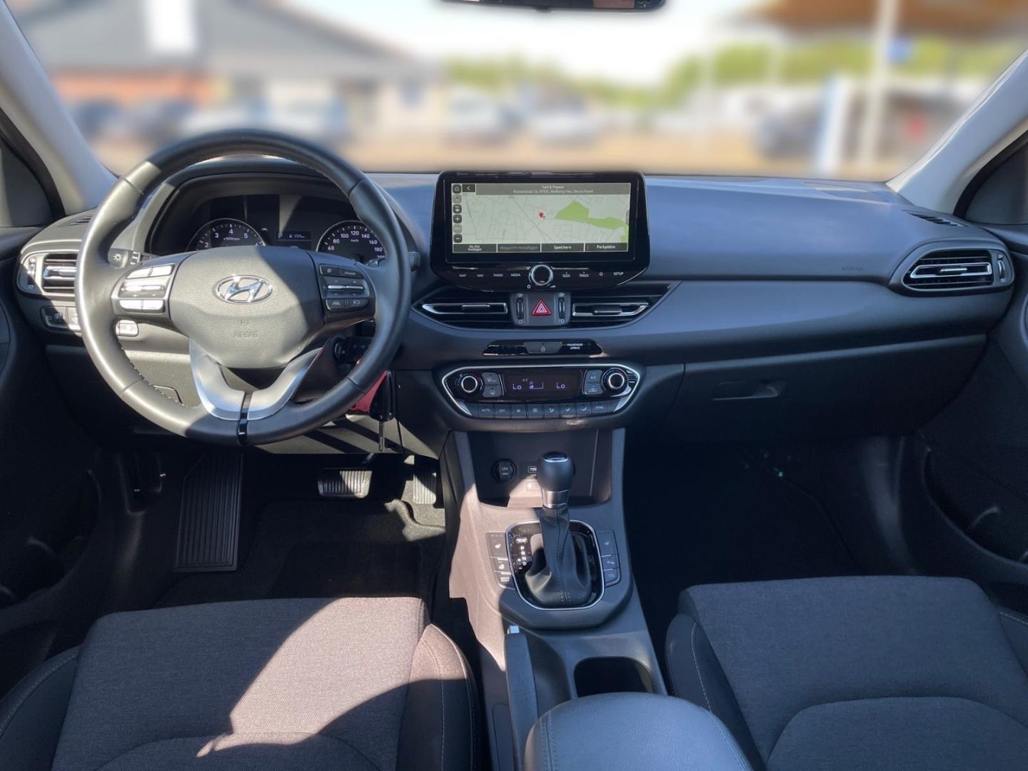 Fahrzeugabbildung Hyundai i30 1.5T (48V Mild-Hybrid) Trend Navigations-Pak