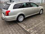 Toyota Avensis Combi Executive 2,2-l-D-CAT Executive - gebrauchte Toyota Avensis aus dem Jahr 2008
