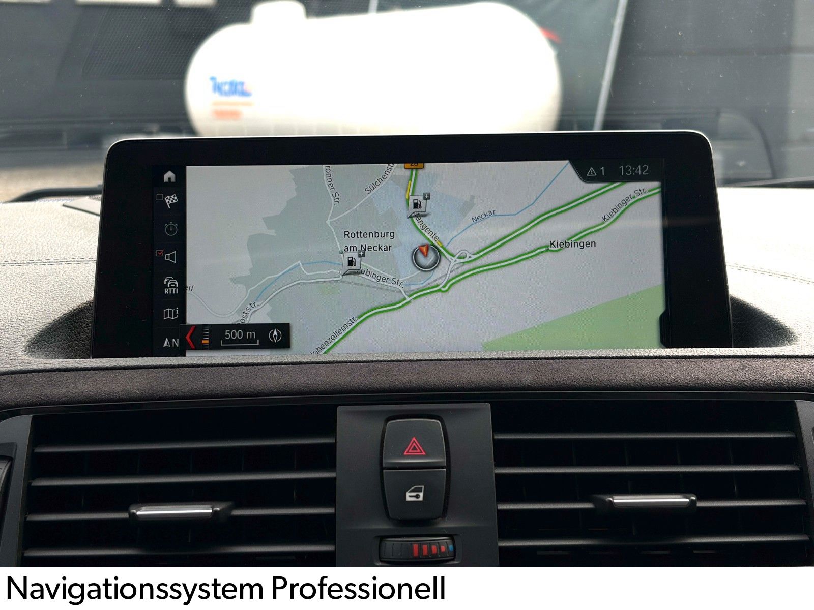 Fahrzeugabbildung BMW M140i xDr. Special Edition Schiebed. H&K LHZ CAM