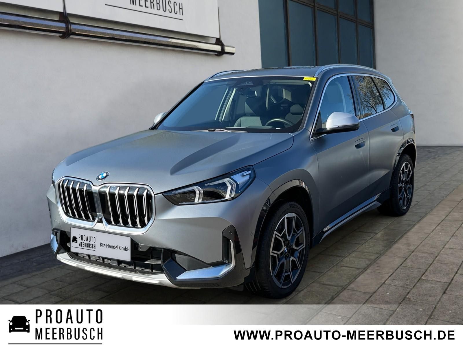 BMW X1 23d xDrive AHK/ADAPTLED/HUD/360°/PANO/DAB foto 1