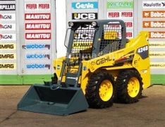 Gehl Kompaktlader GEHL 4240 - 2 to. / Zusatzhydraulik