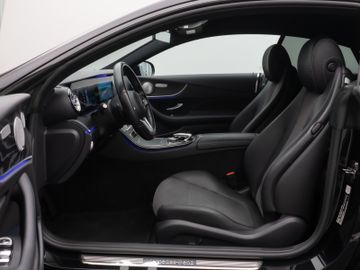 Fahrzeugabbildung Mercedes-Benz E 200 Coupé 9G-Tronic Burmester Kamera DAB Sport
