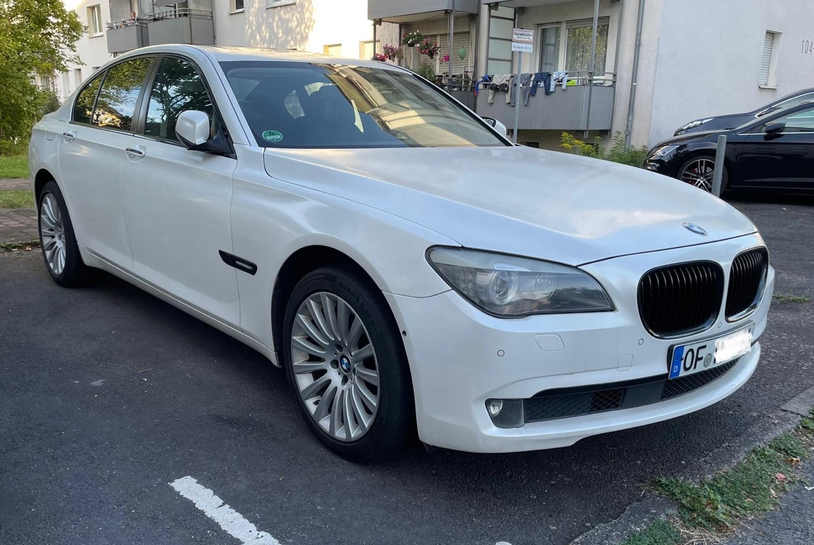 BMW 730d~VOLL PAKET~HEAD-UP~SOFT-C~KEYLESS-G~KAMERA