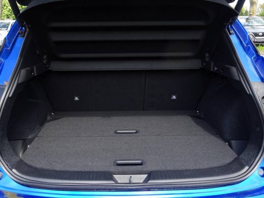 Fahrzeugabbildung Nissan Qashqai 1.3 DIG-T MHEV Automatik N-Connecta