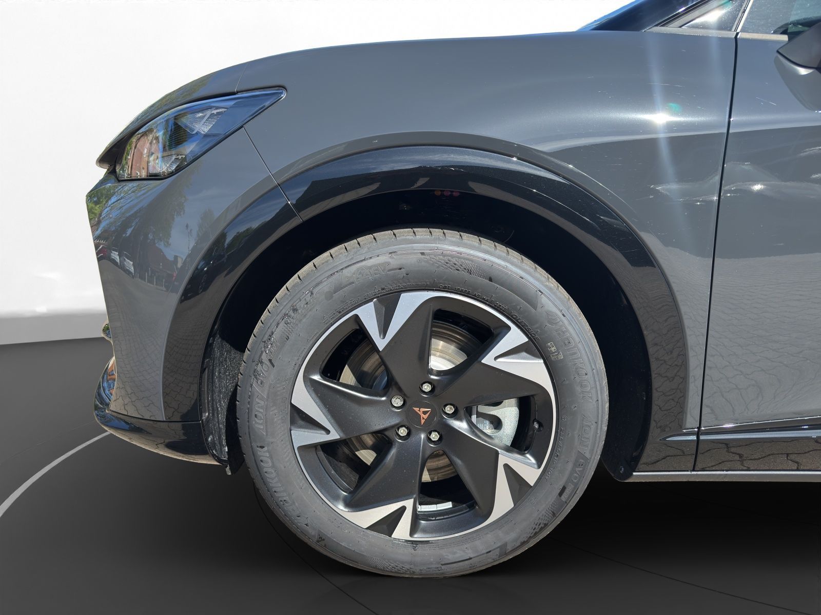 Cupra Tavascan - Bild 11