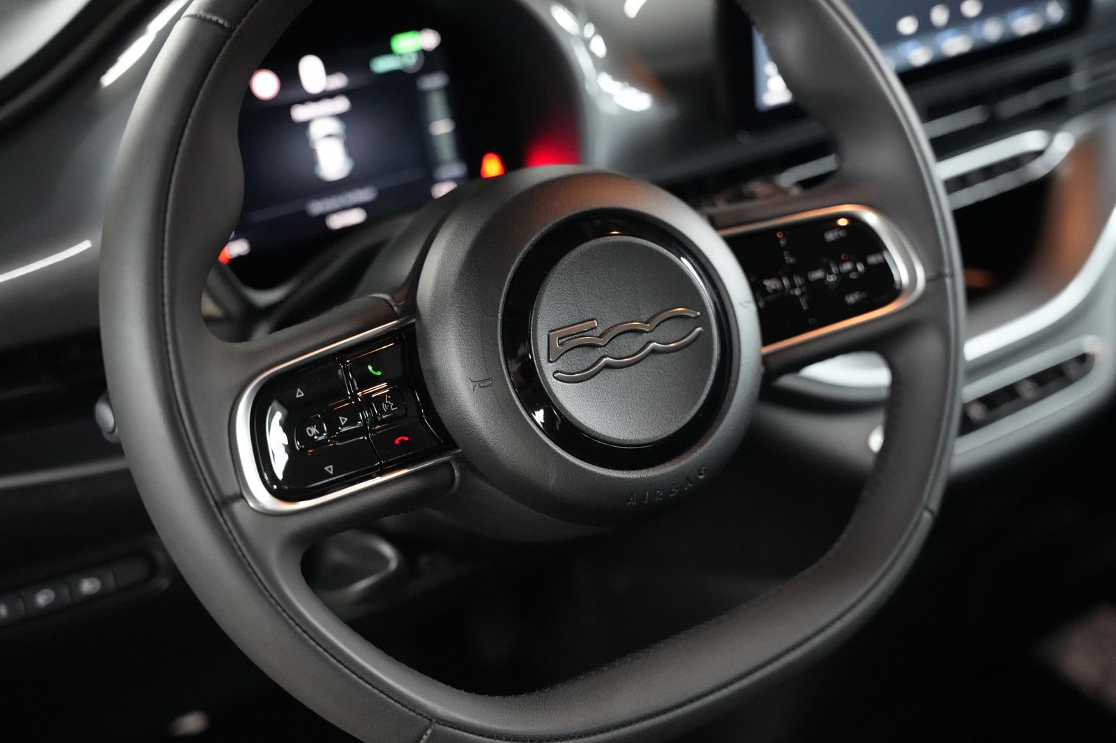 Fahrzeugabbildung Fiat 500 Icon *42 Kwh*Rückfahrkamera*Navigation*Klima