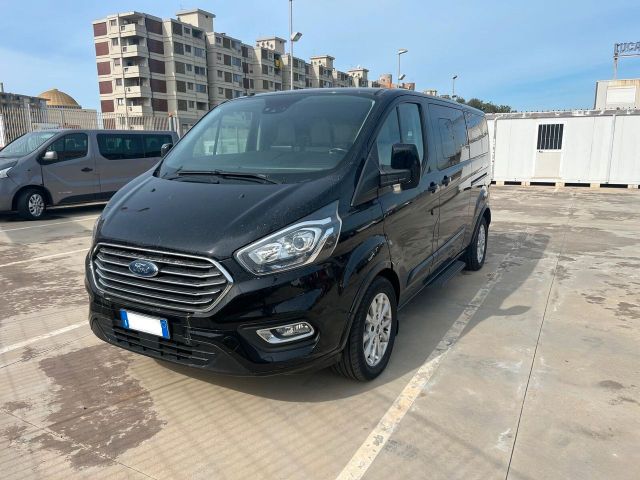 Ford Tourneo Custom 2.0 TDCi 130CV 9 posti