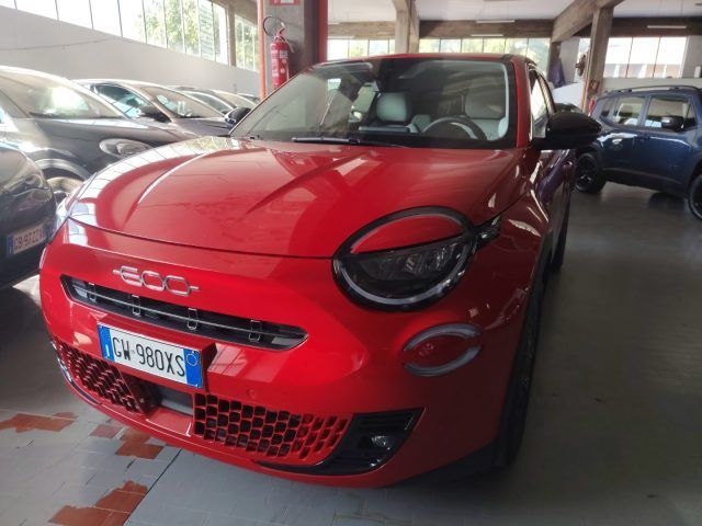 Fiat FIAT 600 Hybrid 110 CV DCT MHEV La Prima imagem 2
