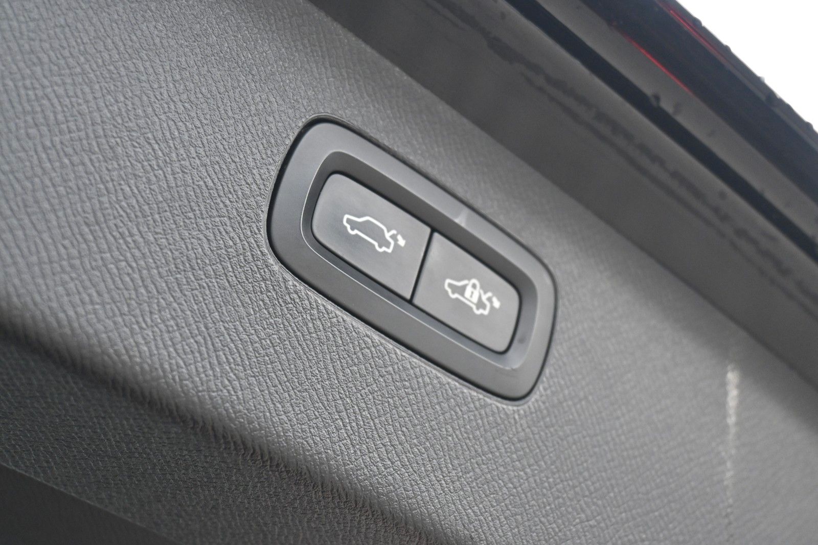 Fahrzeugabbildung Volvo XC90 D5 AWD*R Design*LUFT*PANO*7Si*LED