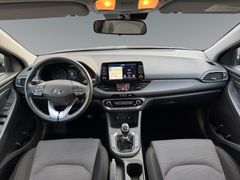 Fahrzeugabbildung Hyundai I30 Select 1,4 "NAVI-CAM-MULTI-SITZH-TEMPO-