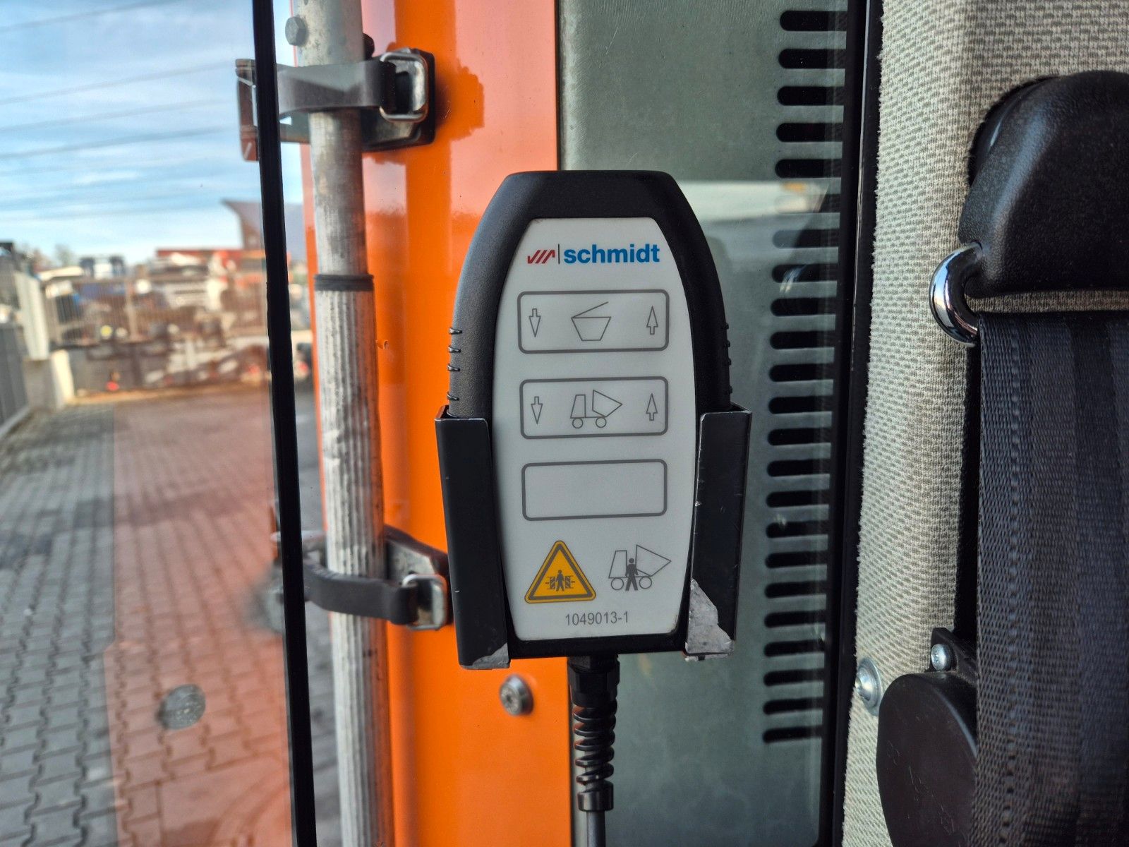 Fahrzeugabbildung Schmidt Swingo Compact 200+ Winterdienst Klima