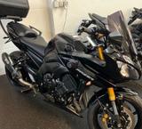 Yamaha Fazer FZ8 mit Zubehör  - YAMAHA FAZER 8