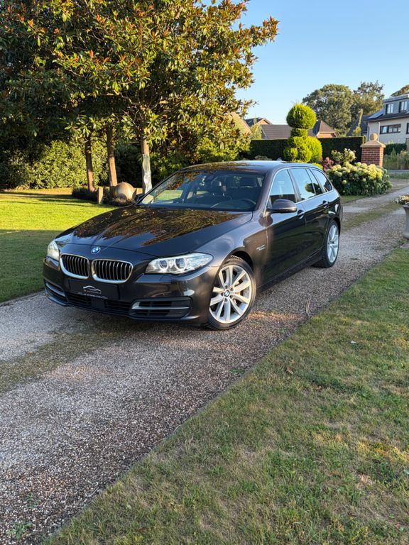 Image of BMW 530