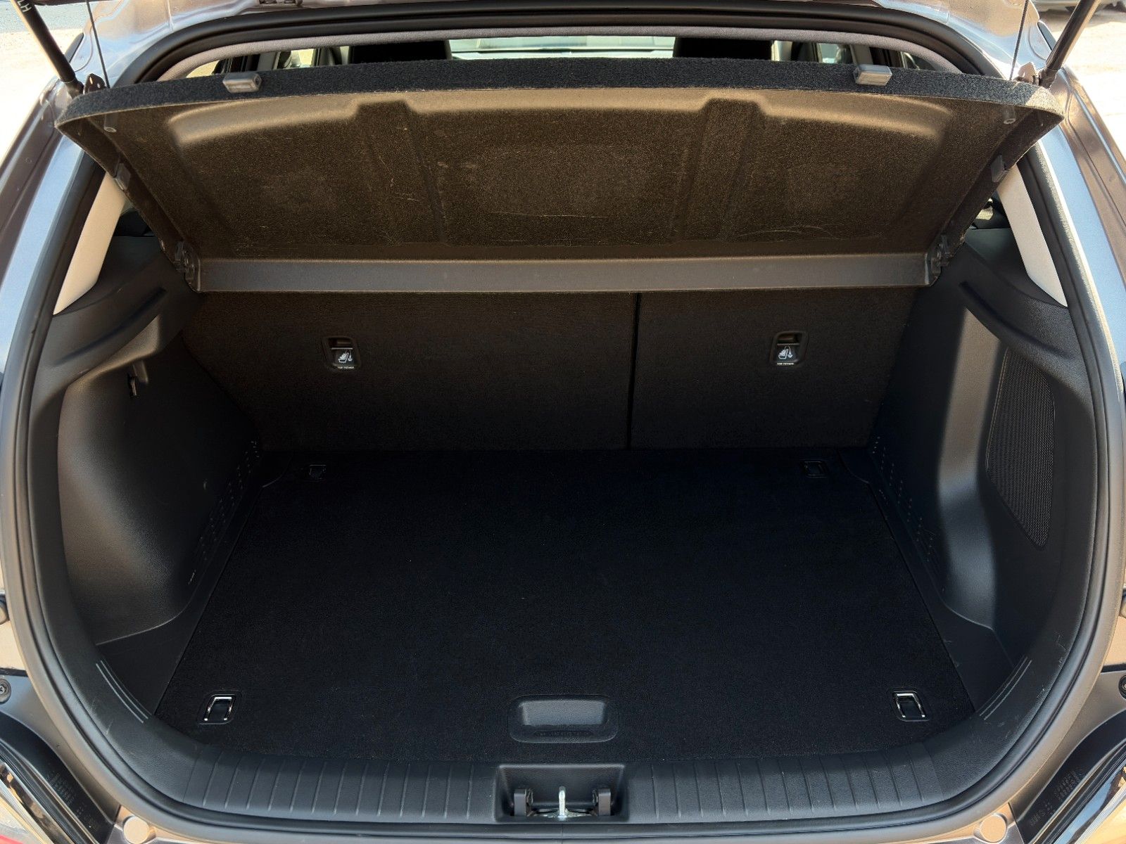 Fahrzeugabbildung Hyundai Kona E Edition30+ LKAS CarPlay Krell Navi Kamera