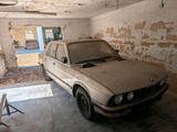 BMW E28 581i Scheunenfund - BMW 525 aus 1987