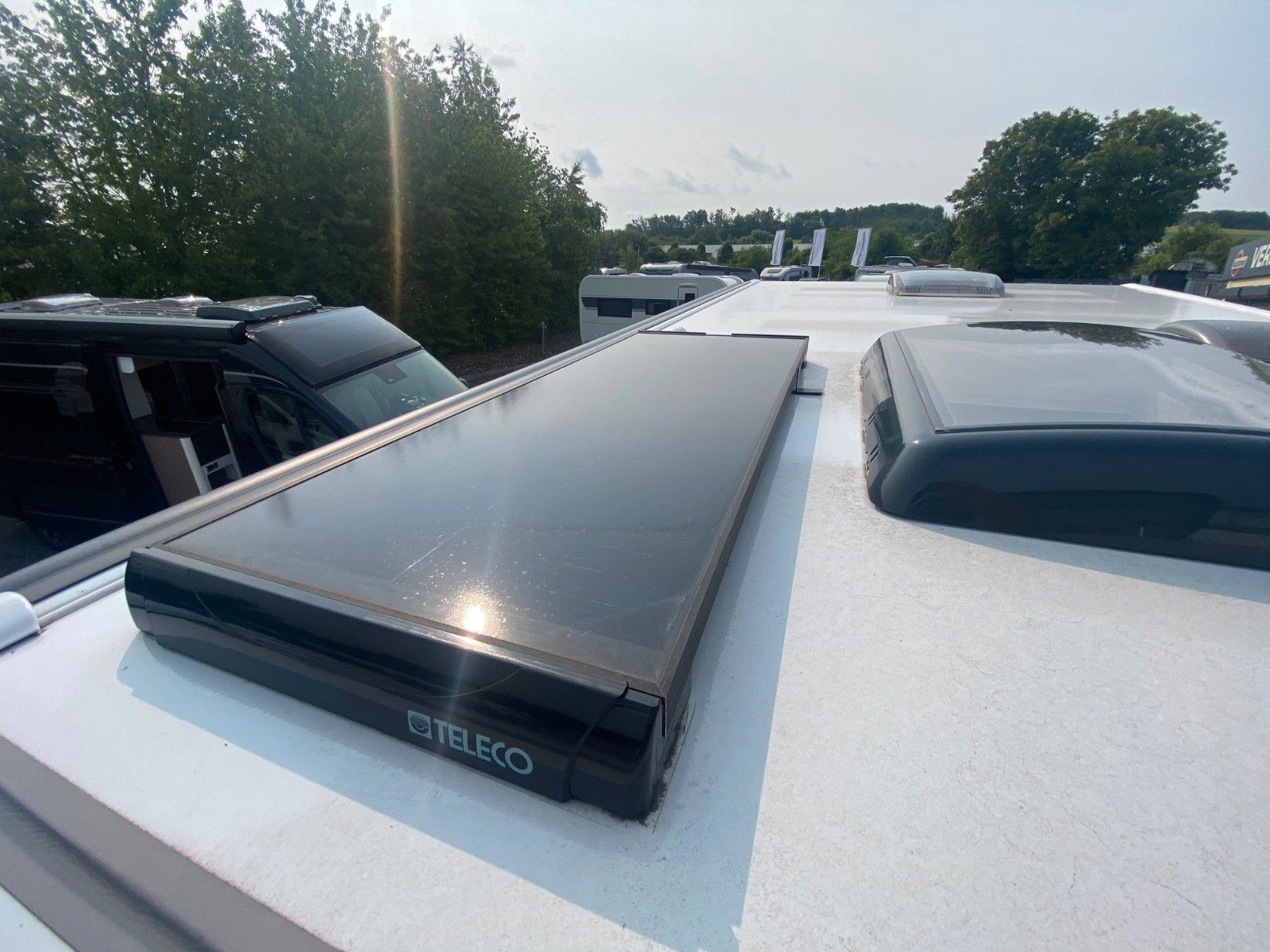 Fahrzeugabbildung Bürstner Limited T 690 G *Safety*Nebel*Solar*Winterpaket
