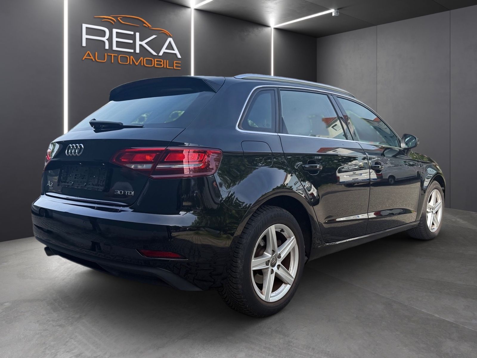 Audi A3 Sportback 30 TDI basis foto 3