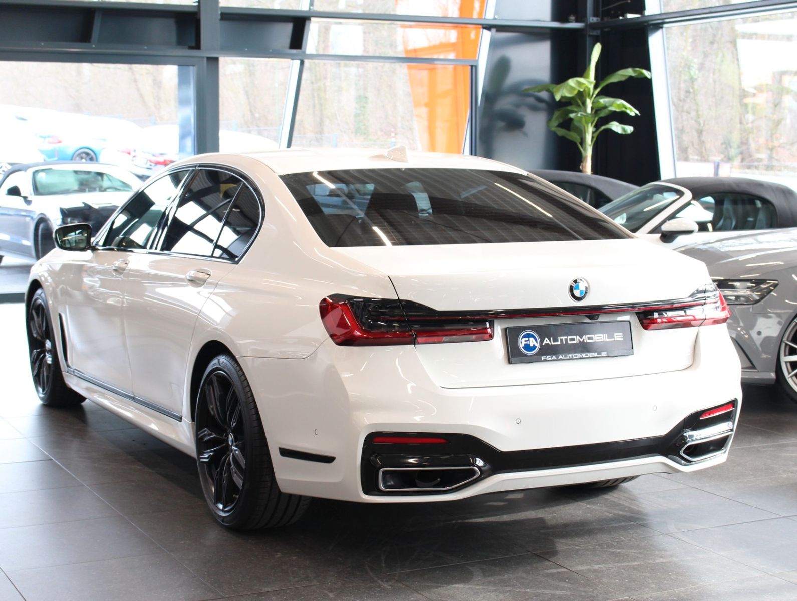 Fahrzeugabbildung BMW 730d M-Sportpaket*Soft-Close*Massage Sitze*Hud