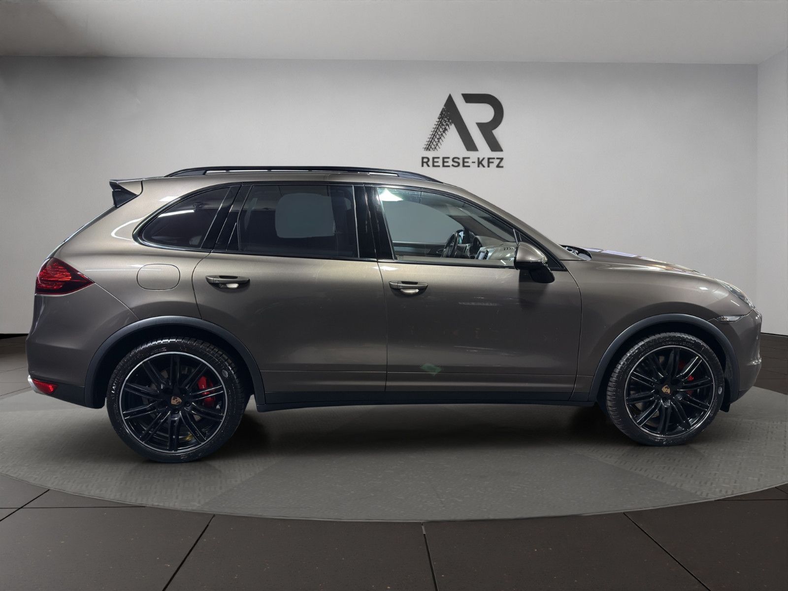 Porsche Cayenne Turbo Voll. Burmester AHK uvm. foto 6