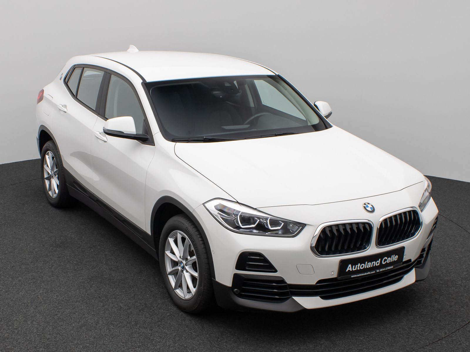 Fahrzeugabbildung BMW X2 sD18i Kamera DAB Geschwindig LED Navi ParkAss