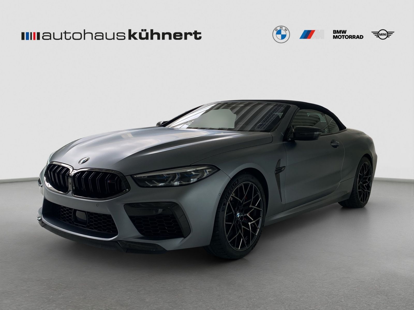 BMW M8 Competition Cabrio xDrive B&W DriversPacka foto 2