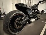 Harley-Davidson FXDR M8 Softail, Vivid Black, Rhön Custom Umbau - HARLEY-DAVIDSON CUSTOM UMBAU