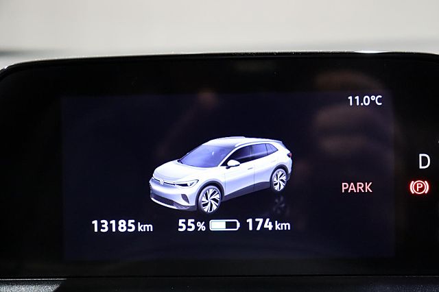 ID.4 Pure 125kW AHK Wärmep.IQ-LIGHT ACC Anschlus