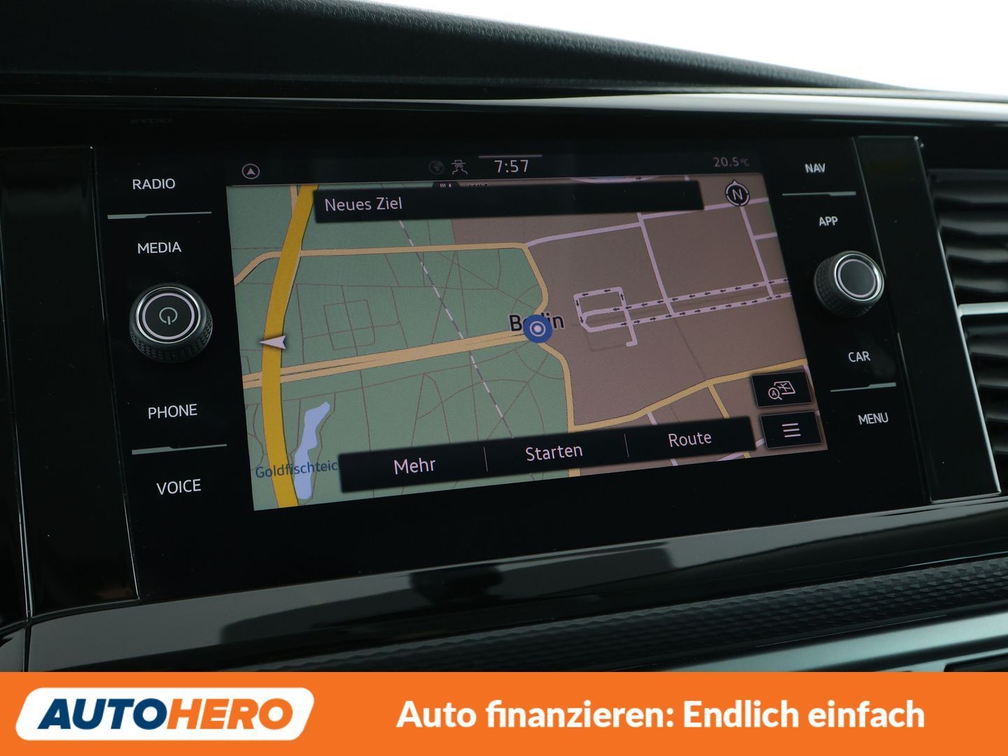 Volkswagen T6 Multivan 2.0 TDI Comfortline FWD Aut. NAVI foto 23