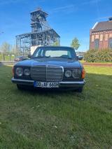 Mercedes-Benz Mercedes Benz Oldtimer 200d - Mercedes-Benz 200 in Hamm