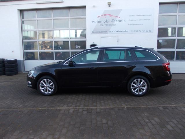 Skoda Octavia Combi Style 4x4 Panoramad. LED Standheiz