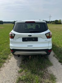 Ford Kuga - 8