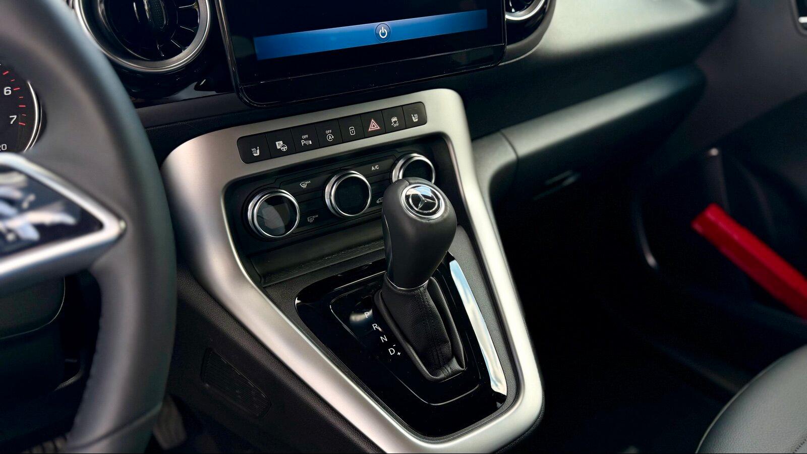 Mercedes-Benz EDITION+AHK+7S+NAVI+LED+LEDER