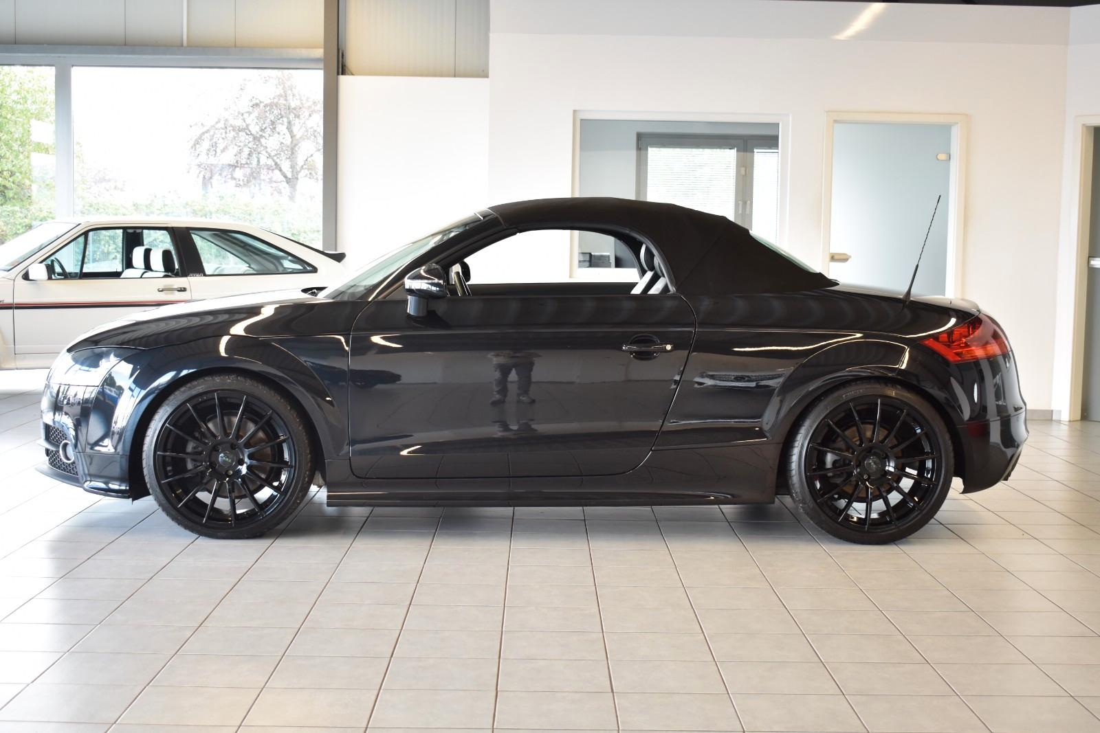 Audi TT 1.8 TFSI Cabrio/S-LINE +/ALCANTARA/SHZ/XENON/