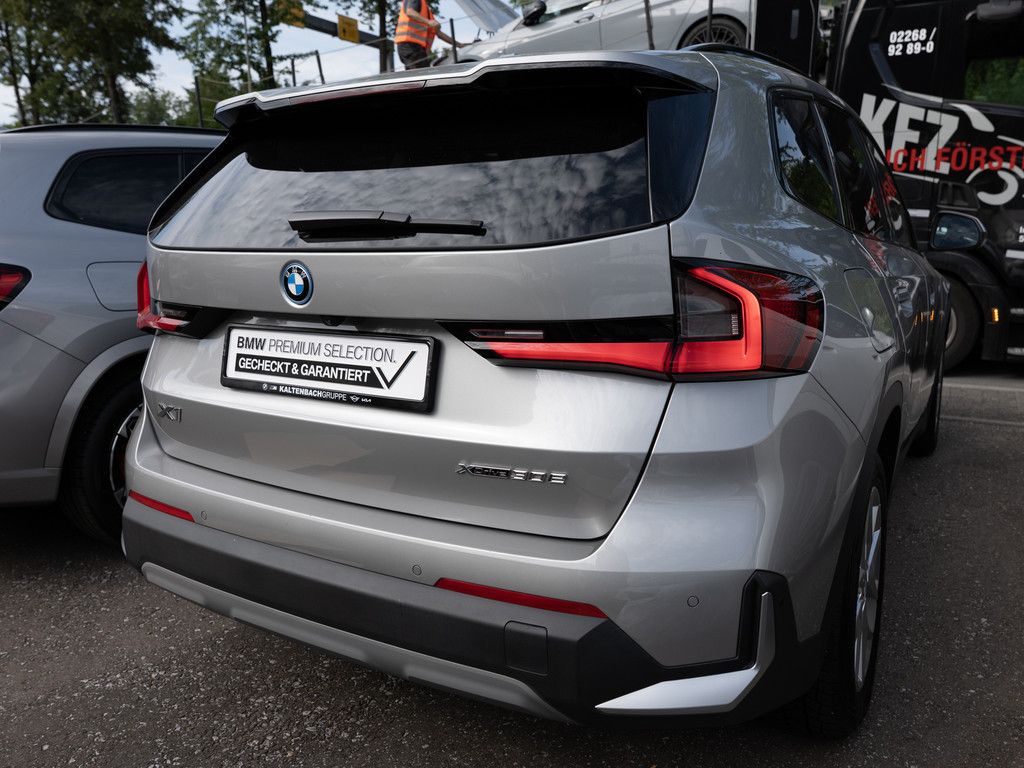 BMW X1 xDrive30e PANO HUD 360° LED ACC NAVI KAMERA foto 5