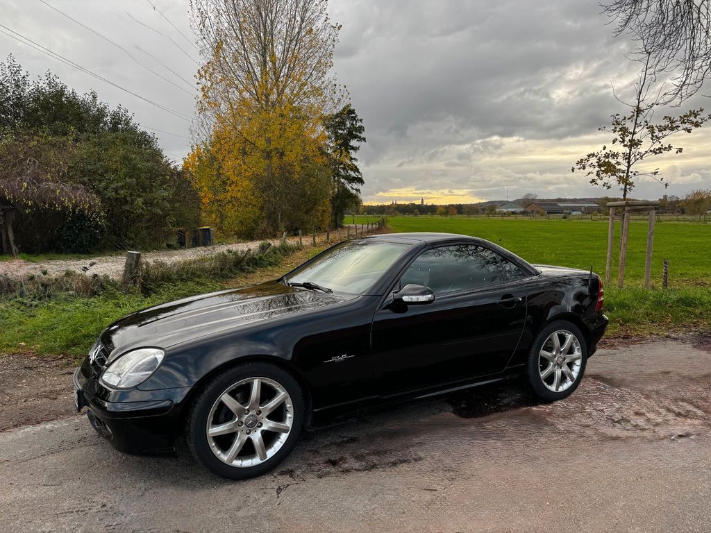 Mercedes-Benz SLK 230