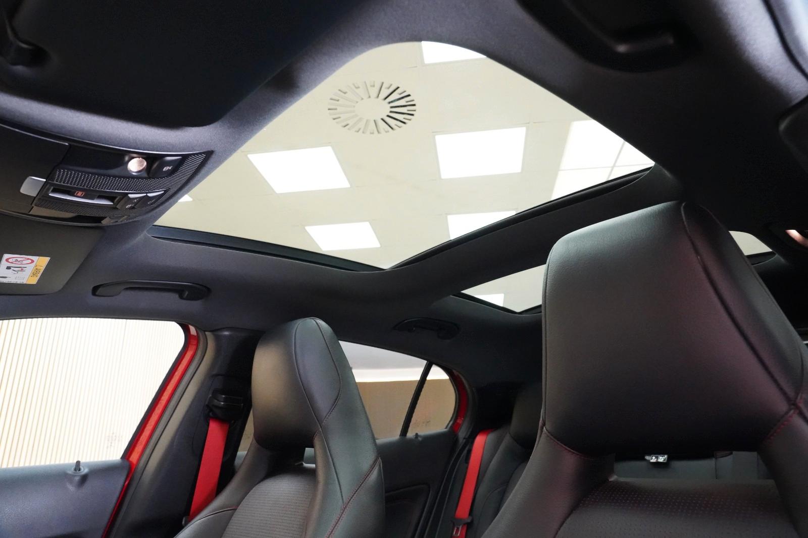 Mercedes GLA 45 AMG 4Matic 381 ch – Dynamic Plus – Échappement Performance – Pano – Harman Kardon – 115 704 km