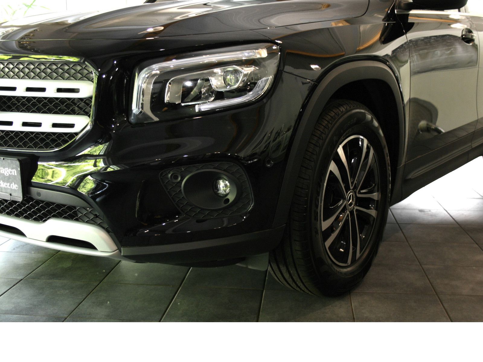 Fahrzeugabbildung Mercedes-Benz GLB 180 *MBUX *Totwinkel *Kamera+PTS *LED*