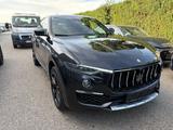 Maserati Levante Benzin 3.0 V6 257kW GRANLUSSO 4x4 Auto - Maserati Levante GRANLUSSO mit Benzin-Antrieb