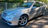 Mercedes-Benz Mercedes Benz C 200 Sport Edition - Mercedes-Benz C 200: Sport Edition