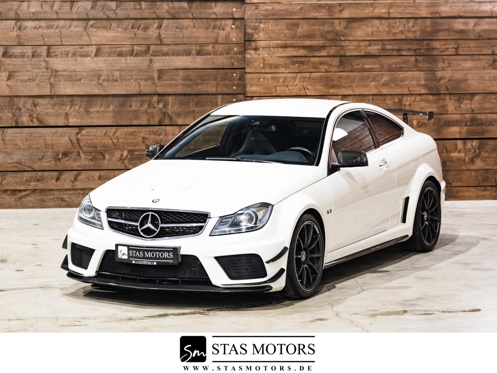 Mercedes-Benz C 63 AMG BLACK SERIES*1.HAND*AERO*CARBON*S-HEFT
