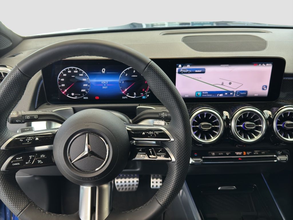 Fahrzeugabbildung Mercedes-Benz GLB 200 d 4M AMG*Night*MULTIBEAM*PDC*360°*AHK