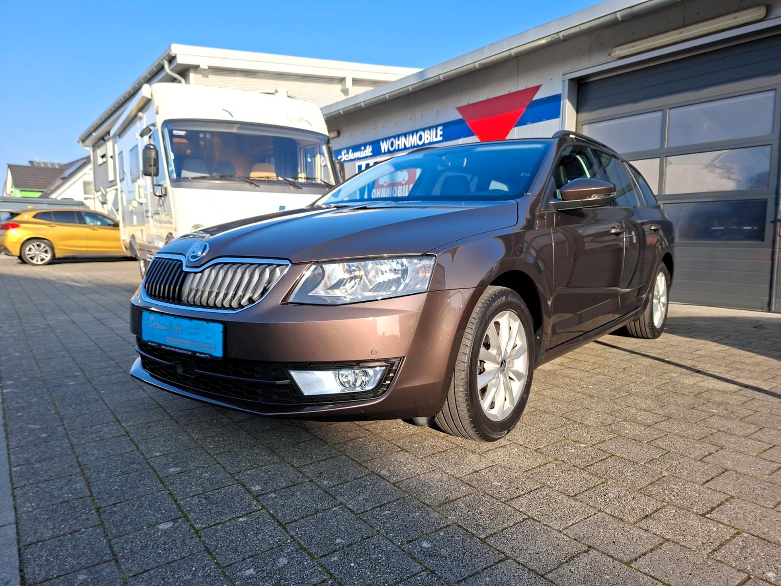 Skoda Octavia Combi Style 4x4 /PDC/SHZ