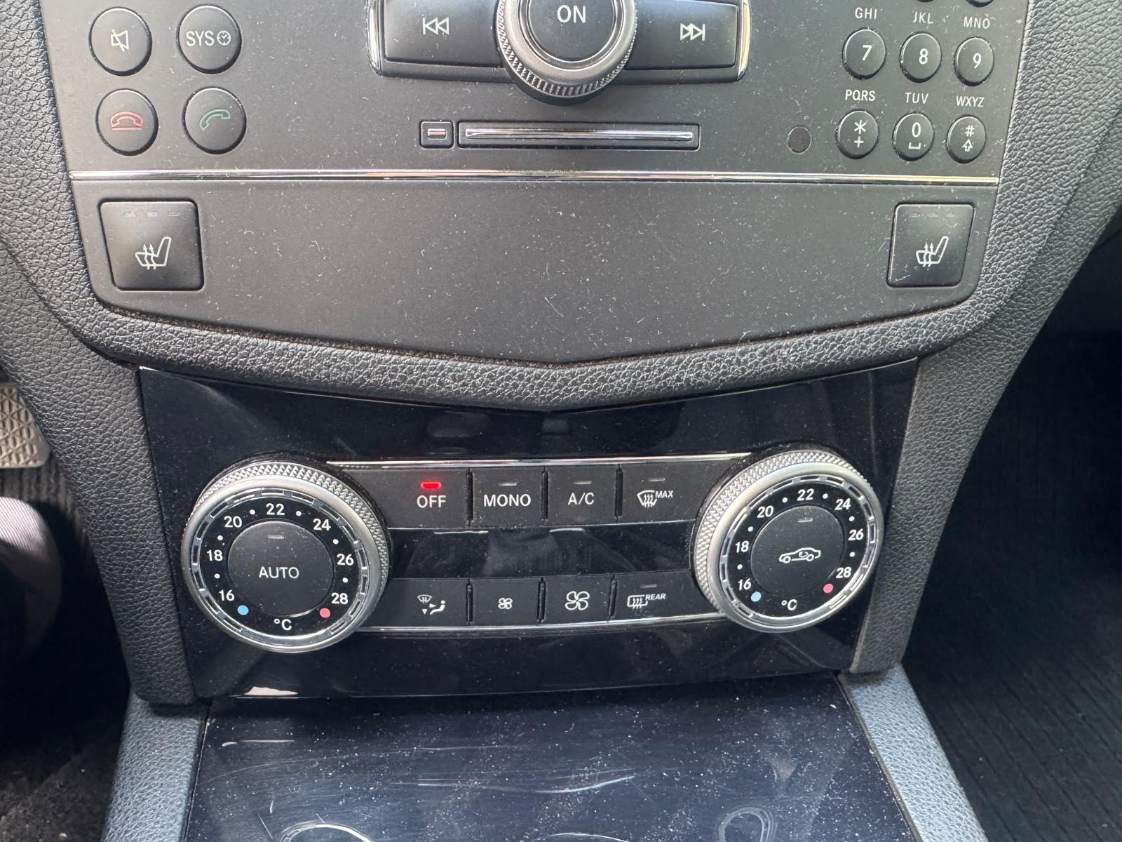 Mercedes-Benz C200 2008 — photo 14