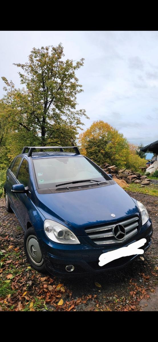 Mercedes-Benz B160 2011 — photo 7