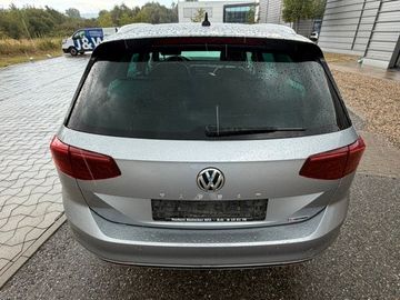 Volkswagen Passat Variant - 5