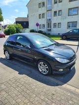 Peugeot 206 Coupé 1,4 Benziner - Peugeot 206 aus 2005: 1.4