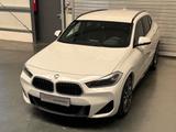 BMW X2 sDrive 18 i M Sport/Navi/Teilleder/Tempomat - BMW X2 in Köln