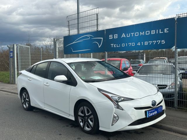 Toyota Prius 1.8-l-VVT-i Plug-in Executive