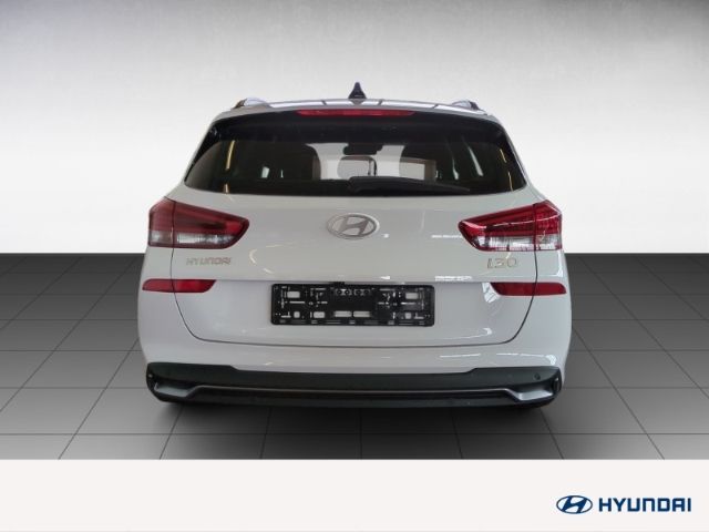 Fahrzeugabbildung Hyundai i30 FL Kombi (MY25) 1.5 T-GDI (140 PS) 48V 7-DCT