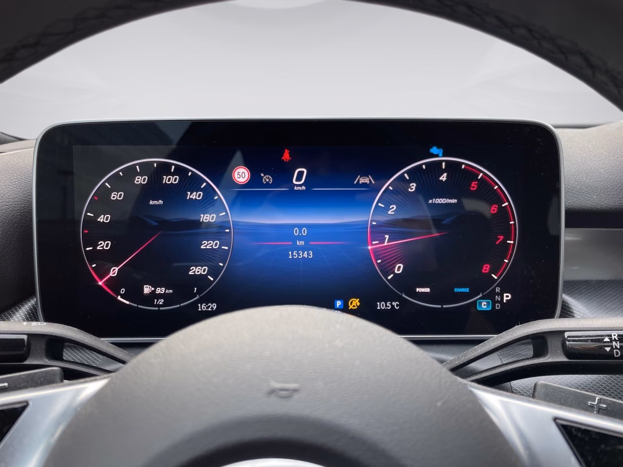 Mercedes-Benz C 180 AVANTGARDE+RÜCKFKAM+LENKRHZ+AMBIENTE+LED
